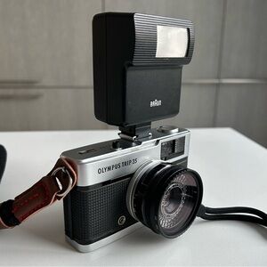 Olympus Trip 35 Camera with Braun Flash - refurbished, fully working.
